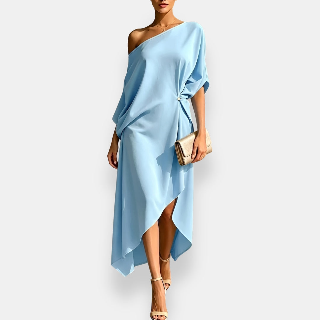 Oriana – Asymmetrisk draperad klänning