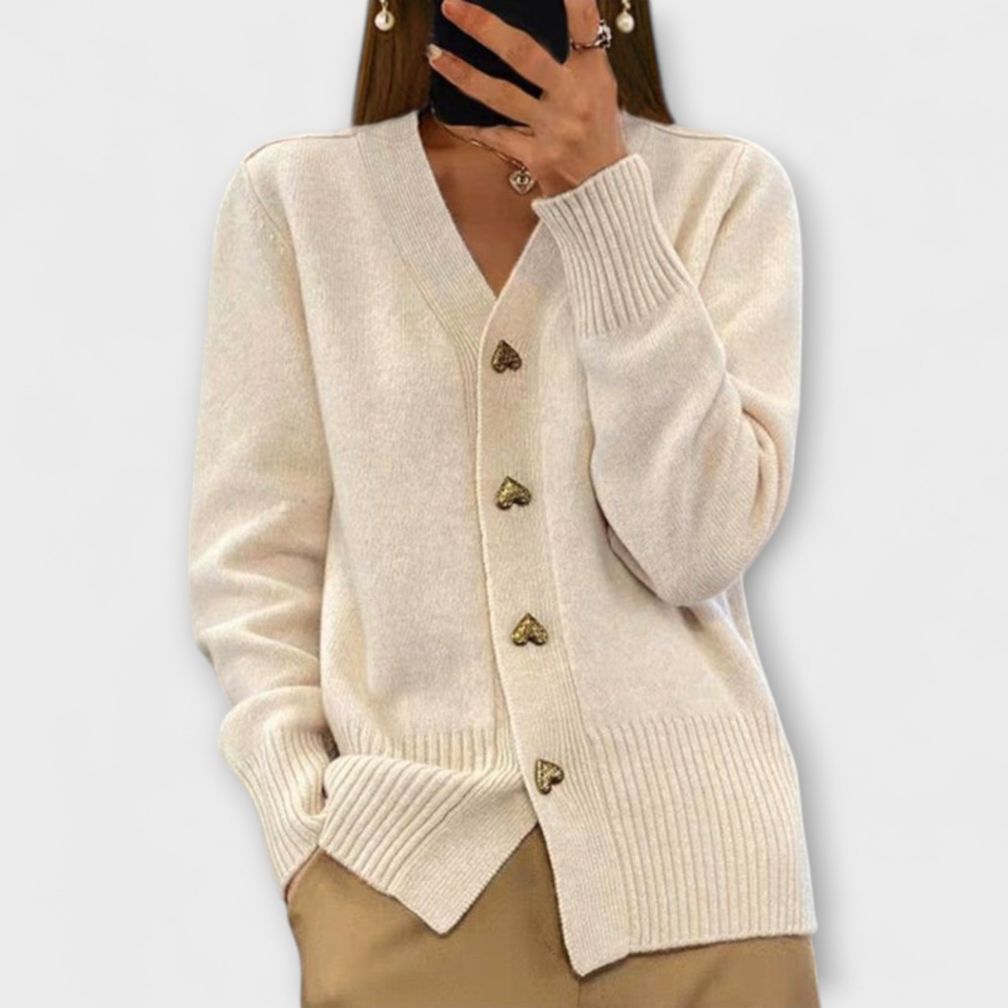 Marij – Vintageinspirerad V-ringad tröja för dam