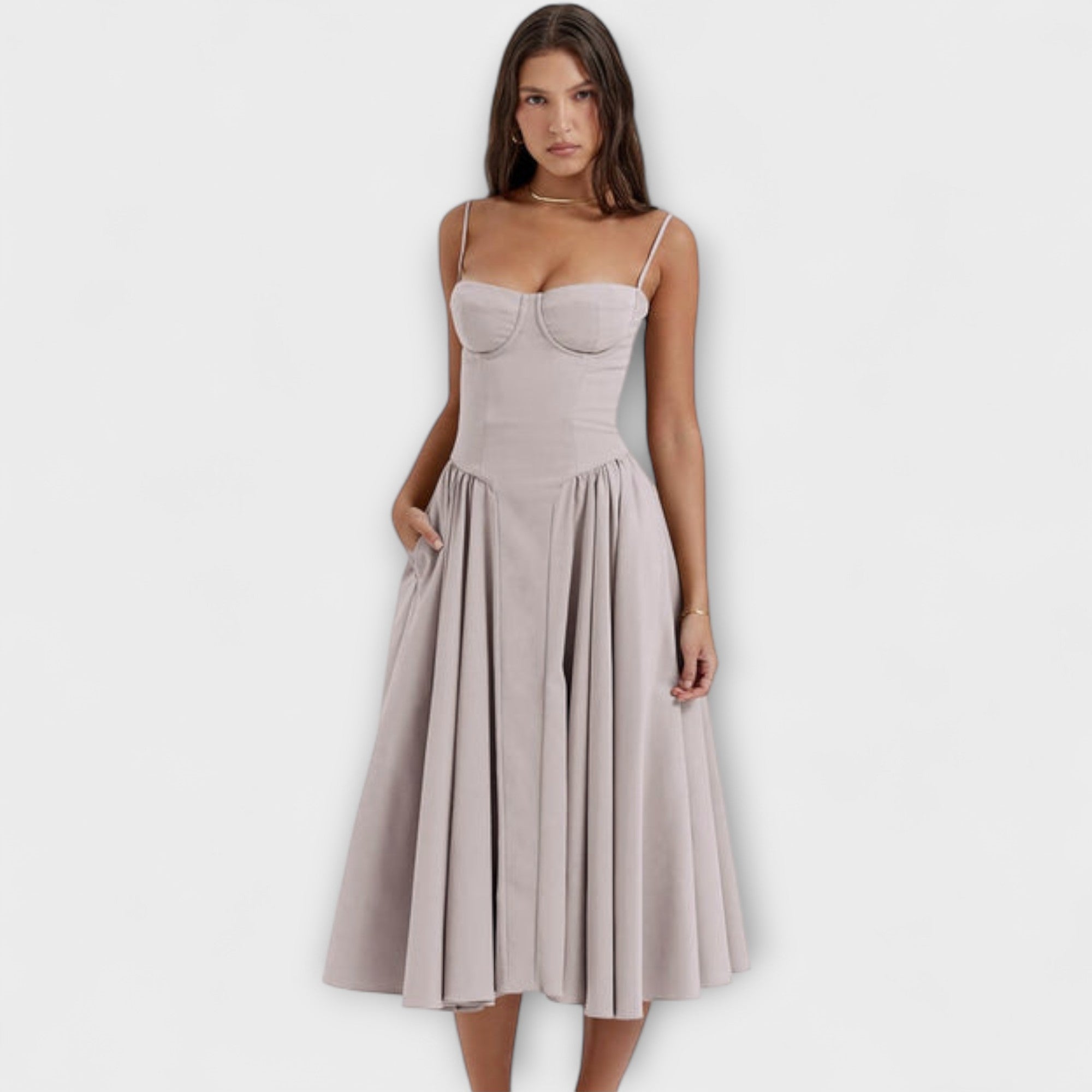 Rosalie – Elegant axelbandslös korsettklänning