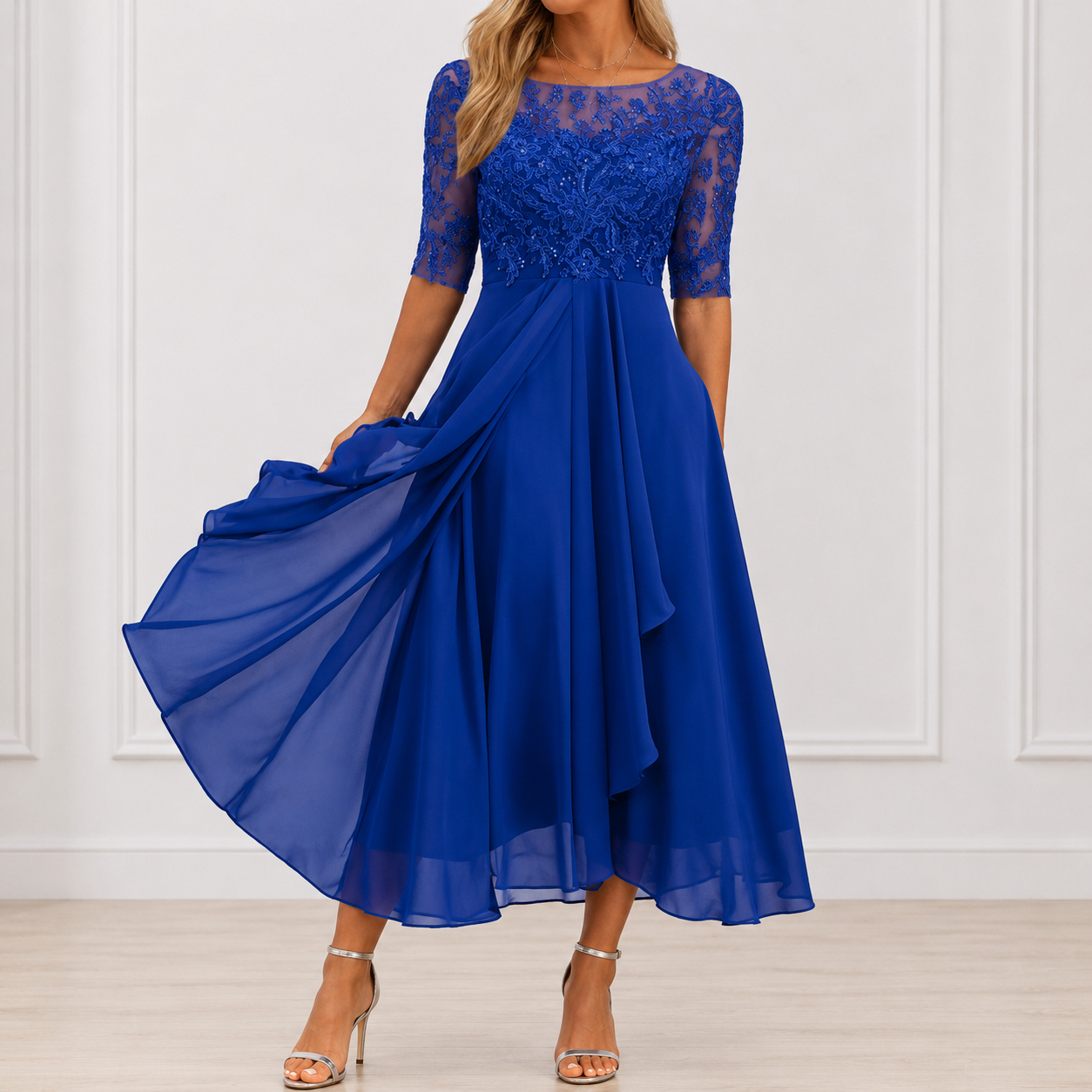 Moa – Elegant blommig klänning