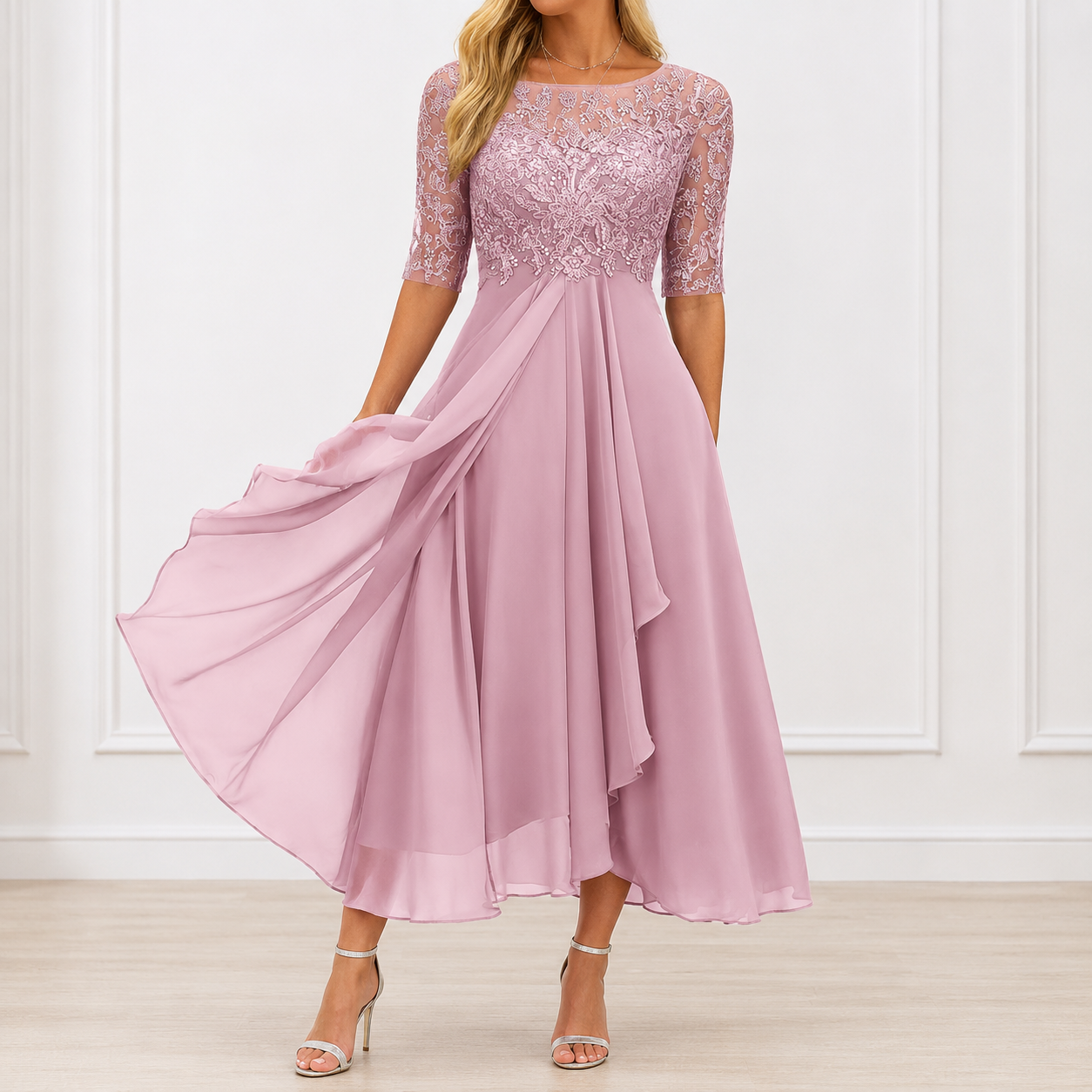 Moa – Elegant blommig klänning