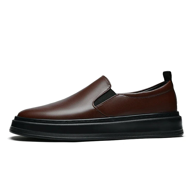 Slip-on-skor i läder