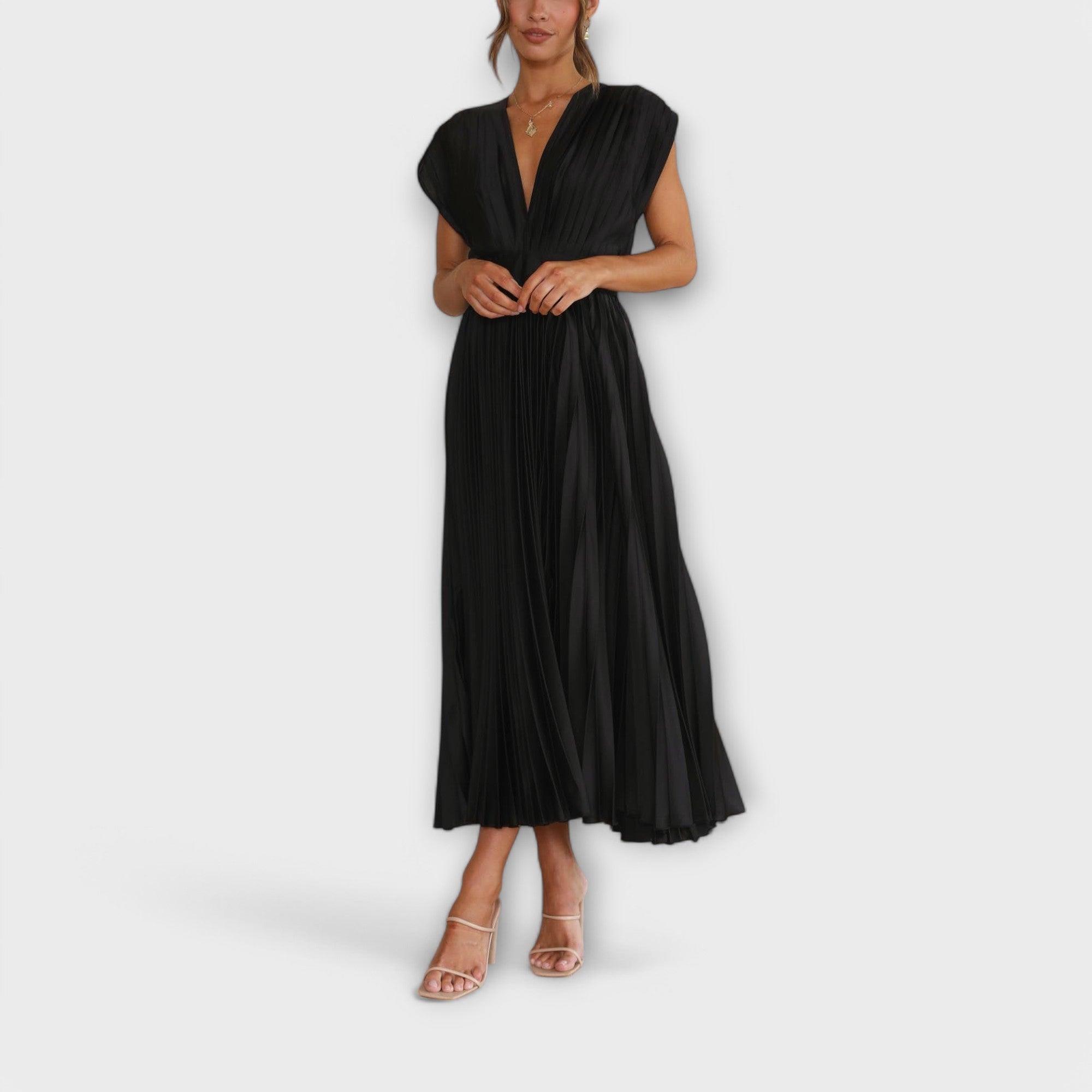 Maria – Elegant plisserad klänning