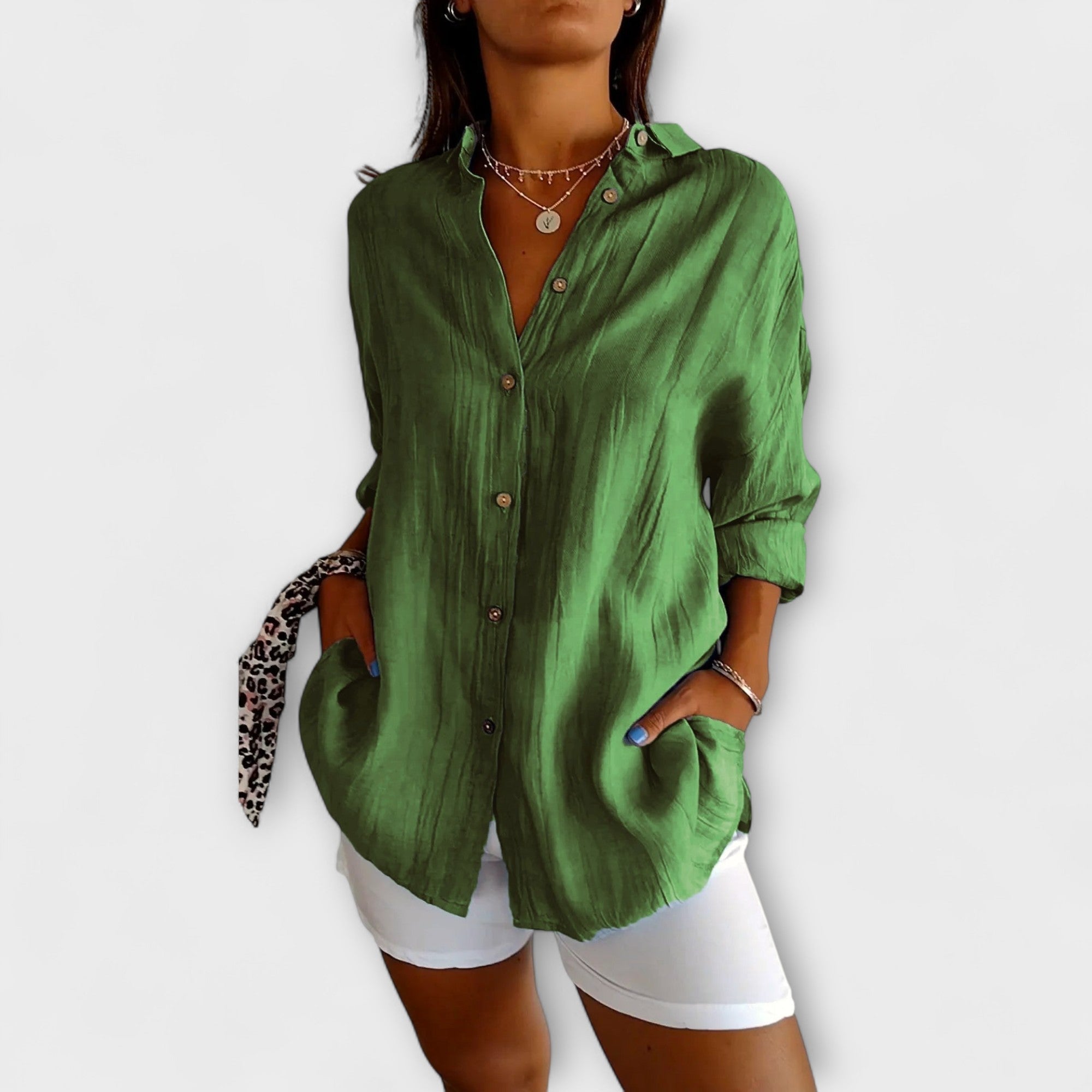 Saskia – Elegant blus för dam
